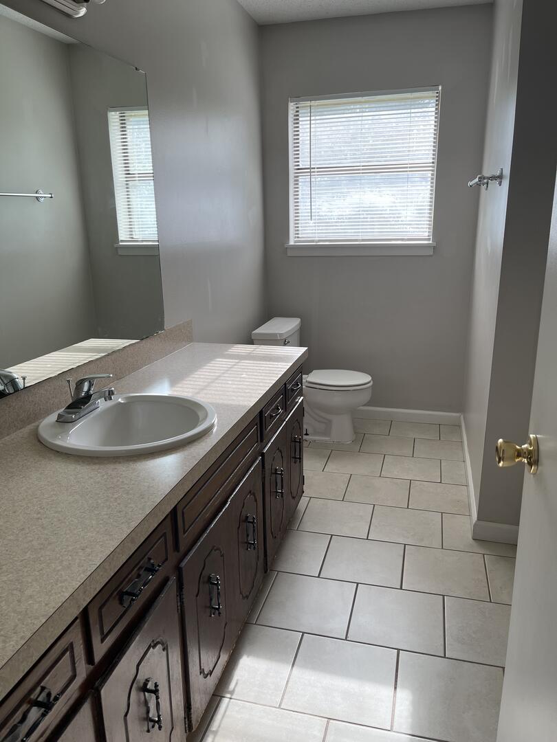 1203 Fairview